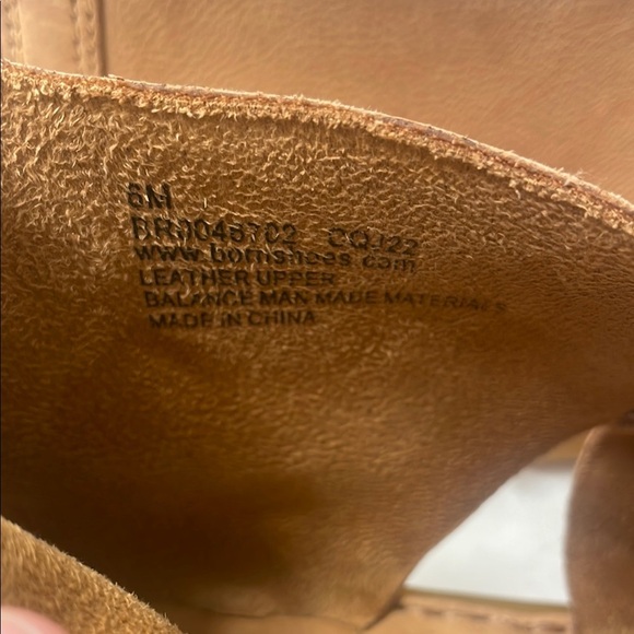 Born Tan Leather Sandals with Criss Cross Pattern Straps - Picture 2 of 6